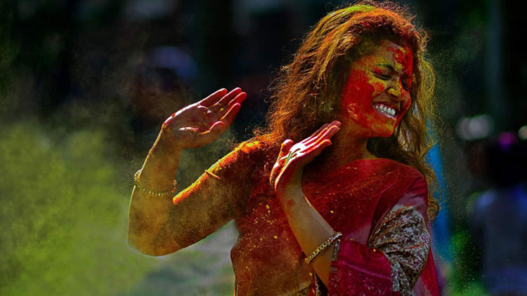 Prepare and protect yourself for Holi - Festival of colors